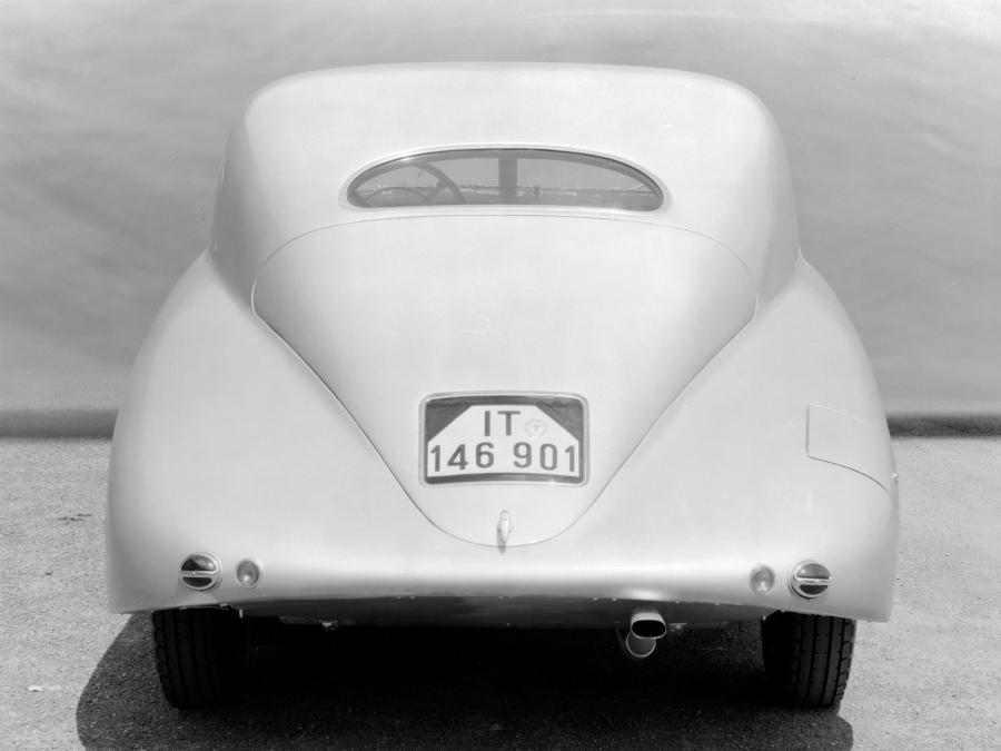  Mercedes-Benz 540K Streamliner 1938 года  (фото 2 из 10)